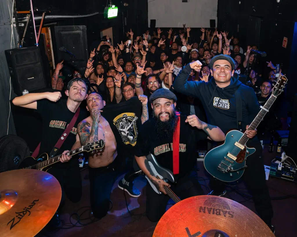 13 anclas finalizando concierto en san luis potosi